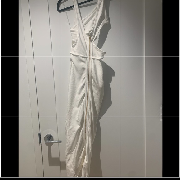 HOUSE OF CB - MIYA midi dress - Picture 7 of 10